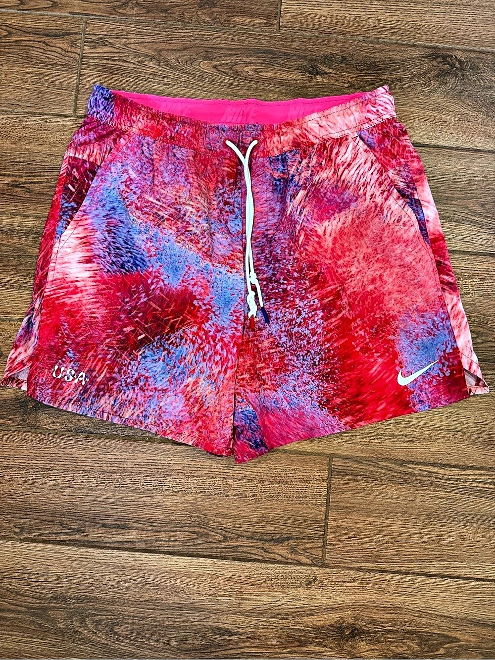 Nike Dri-FIT team USA Abstract Pink & Blue shorts 7” pockets / men’s XL / Like N